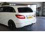 Mercedes-Benz B-klasse 180 Ambition Pano Xenon Leder trekhaak