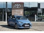 Toyota Yaris 1.5 Hybrid Dynamic Automaat | Apple Carplay / Android auto | 16” lichtmetalen velgen ‘machined’ | 7” digital dashboard ‘binocular’ | Smart Entry met startknop | Elektrische ramen achter | Portierinl