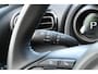 Toyota Yaris 1.5 Hybrid Dynamic Automaat | Apple Carplay / Android auto | 16” lichtmetalen velgen ‘machined’ | 7” digital dashboard ‘binocular’ | Smart Entry met startknop | Elektrische ramen achter | Portierinl
