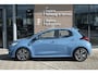 Toyota Yaris 1.5 Hybrid Dynamic Automaat | Apple Carplay / Android auto | 16” lichtmetalen velgen ‘machined’ | 7” digital dashboard ‘binocular’ | Smart Entry met startknop | Elektrische ramen achter | Portierinl