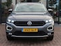 Volkswagen T-Roc 1.5 TSI Sport | Camera | Trekhaak | Stoel-Stuur verwarming |