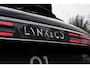 Lynk & Co 01 276PK More | 360 Graden Camera | Harman Kardon | Panoramadak | Elektrisch bedienbare voorstoel met geheugen | Keyless Entry | Getint glas | Adaptieve Cruise Control | Dodehoekassistent | Sfeerverlichting | Stuurwielverwarming | Stoelverwarming