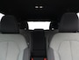 Volvo XC40 2.0 B4 Plus Dark / Trekhaak / Harman Kardon / Stoelverwarming voor & achter / Memory seats / Voorruitverwarming