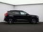 Volvo XC40 2.0 B4 Plus Dark / Trekhaak / Harman Kardon / Stoelverwarming voor & achter / Memory seats / Voorruitverwarming