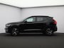 Volvo XC40 2.0 B4 Plus Dark / Trekhaak / Harman Kardon / Stoelverwarming voor & achter / Memory seats / Voorruitverwarming