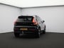Volvo XC40 2.0 B4 Plus Dark / Trekhaak / Harman Kardon / Stoelverwarming voor & achter / Memory seats / Voorruitverwarming