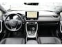Toyota RAV4 Plug-in Hybrid 300 Bi-Tone Plus Automaat | Full option | JBL Premium Audio | Geïntegreerd navigatiesysteem | Head up display (HUD); projectie van informatie op de voorruit | JBL Premium Audio met 9 JB