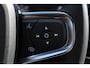Volvo XC40 B4 211PK Automaat Plus Dark Harman Kardon Audio installatie / Semi elektrisch wegklapbare trekhaak / Google infotainment / Verwarmbare voorruit / Verwarmbare voorstoelen