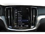 Volvo V60 B4 211PK Automaat Inscription Adaptieve Cruise Control / Elektrisch verstelbare voorstoelen met geheugen op de bestuurdersstoel / Apple Carplay / Dab+ / Lane keeping Aid / Navigatie / Stoelverwarming