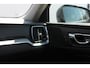 Volvo V60 B4 211PK Automaat Inscription Adaptieve Cruise Control / Elektrisch verstelbare voorstoelen met geheugen op de bestuurdersstoel / Apple Carplay / Dab+ / Lane keeping Aid / Navigatie / Stoelverwarming