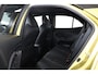 Toyota Yaris Cross 1.5 Hybrid Adventure 4x4 | All-Wheel drive | Parkeer sensoren | Stoelverwarming | JBL Audio |