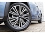 Geely Starray EM-i 1.5 Max+ | 136km Elektrisch bereik | Stoelverwarming voor + achter | 360 camera | Flyme premium sound | Panoramadak | Massage stoelen | Stuurverwarming |