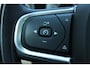 Volvo XC60 T5 AUT. AWD Momentum | Autonomous emergency braking | Cruise control | Electronic climate control | Connect pack | Parkeerverwarming | Stuurwiel verwarmd | Voorstoelen verwarmd | Dodehoek detectie | Lederen bekleding | 18" lichtmetalen velgen |