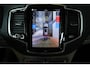 Volvo XC90 T8 Automaat AWD Ultra Dark | Bowers & Wilkins | Luchtvering | Panoramadak | Rondom zichtcamera | 22" Lichtmetalen velgen | Verwarmbare voorstoelen | Verwarmbaar stuurwiel | Massagefunctie voorstoelen | Ventileerbare voorstoelen | Verwarmbare achterbank