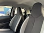 Toyota Aygo 1.0 VVT-i x-play Dealer OH / Automaat 5drs