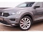 Volkswagen T-Roc 1.5 TSI Sport | Pano | Trekhaak | LED | Carplay | Camera | Virtual Cockpit | Blind-Spot | PDC