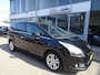 Peugeot 5008 1.6 THP Blue Lease Executive 7p.