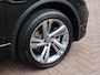 Volkswagen Tiguan 1.4 TSI eHybrid R-Line Business+ | Panorama | Trekhaak | Camera |