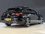 Mercedes-Benz CLA Shooting Brake 180 Luxury Line | Panoramadak | Leder | Camera | Sfeerverlichting