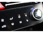 Hyundai Tucson 1.6 T-GDI PHEV Premium | Achterbank in delen neerklapbaar | Achterruitverwarming | Achteruitrij assistent | Leder | Stoelverwarming & Stoelventilatie | Elektrische achterklep | Elektr. stoel met geheugen |
