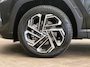 Hyundai Tucson 1.6 T-GDI PHEV Premium | Achterbank in delen neerklapbaar | Achterruitverwarming | Achteruitrij assistent | Leder | Stoelverwarming & Stoelventilatie | Elektrische achterklep | Elektr. stoel met geheugen |