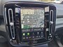 Volvo XC40 Recharge P8 AWD R-Design | Climate Pack (achterbank verwarmd) | Pack Lounge (audio installatie high end, elektrisch glazen schuif-/kanteldak, parkeersensor voor, rondomzicht camera)