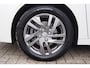 Peugeot 208 1.2 Turbo Active Pack Edition | Airco | LED-Koplampen | 16 inch LM-Velgen | Navigatie | Apple Carplay | Parkeersensoren | Cruise Control | DAB+ Radio | Multifunctioneel Stuurwiel |