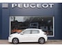 Peugeot 208 1.2 Turbo Active Pack Edition | Airco | LED-Koplampen | 16 inch LM-Velgen | Navigatie | Apple Carplay | Parkeersensoren | Cruise Control | DAB+ Radio | Multifunctioneel Stuurwiel |