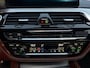 BMW 5-Serie Touring 540d xDrive High Executive M-Sport / Leder / HUD / Trekhaak / 360cam / ACC / B&W Audio / Pano / Massagestoelen