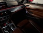 BMW 5-Serie Touring 540d xDrive High Executive M-Sport / Leder / HUD / Trekhaak / 360cam / ACC / B&W Audio / Pano / Massagestoelen