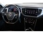 Volkswagen T-Roc 1.0 TSI Style Trekhaak | Two-Tone | Virtual Cockpit | Carplay | Navi | Clima | Adapt. Cruise | 17" LMV | PDC V+A