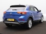 Volkswagen T-Roc 1.5 TSI Style Automaat - Led verlichting - Camera - Navigatie