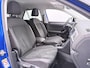 Volkswagen T-Roc 1.5 TSI Style Automaat - Led verlichting - Camera - Navigatie