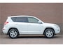 Toyota RAV4 2.0 VVTi 4WD Dynamic, 2e eigenaar, 122.000km NAP, Navigatie, Trekhaak, PDC, Climate control, Bluetooth.