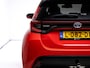 Toyota Yaris 1.5 Hybrid Launch Edition | Stoel- stuurverwarming | Trekhaak | HUD | Camera | Adaptive cruise Apple Carplay/Android Auto, Privacy glas, Keyless