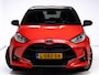 Toyota Yaris 1.5 Hybrid Launch Edition | Stoel- stuurverwarming | Trekhaak | HUD | Camera | Adaptive cruise Apple Carplay/Android Auto, Privacy glas, Keyless