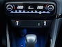 Toyota Yaris 1.5 Hybrid Launch Edition | Stoel- stuurverwarming | Trekhaak | HUD | Camera | Adaptive cruise Apple Carplay/Android Auto, Privacy glas, Keyless