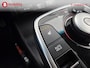 Kia Niro EV e-Niro DynamicPlusLine 64 kWh SOH 100% Warmtepomp Schuif/Kanteldak Achteruitrijcamera | Stoel/Stuurwielverwarming | DAB Audio | Apple CarPlay