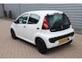 Peugeot 107 1.0 Access Accent O.a: Airco, N.a.p, Uitgevoerd onderhoud met nw apk, Rijklaar. All-in prijs!