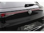 Volkswagen T-Roc 1.5 eTSI R-Line Black Style 150PK | Pano | IQ Lights | Trekhaak | 20" | Winterpakket