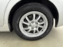 Toyota Prius+ Prius Wagon 1.8 Dynamic Business | 7P | Pano | Parkeersensoren V+A | JBL | Stoelverwarming |