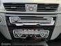 BMW X1 xDrive20i Xline Panodak Navi Carplay Memory Leer Camera Harman Kardon Trekhaak