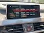 BMW X1 xDrive20i Xline Panodak Navi Carplay Memory Leer Camera Harman Kardon Trekhaak