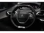 Peugeot 5008 1.2 PureTech GT | 131PK | 7-zits | Pano | Navigatie | Stoelverwarming | 360° camera Peugeot 5008 1.2 Puretech GT 131 PK met 1.2 viercilinder motor, panoramadak, 7-zits, stoelverwarming, 360° camera, navigatie, lichtmetalen velgen