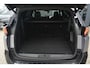 Peugeot 5008 1.2 PureTech GT | 131PK | 7-zits | Pano | Navigatie | Stoelverwarming | 360° camera Peugeot 5008 1.2 Puretech GT 131 PK met 1.2 viercilinder motor, panoramadak, 7-zits, stoelverwarming, 360° camera, navigatie, lichtmetalen velgen