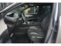Peugeot 5008 1.2 PureTech GT | 131PK | 7-zits | Pano | Navigatie | Stoelverwarming | 360° camera Peugeot 5008 1.2 Puretech GT 131 PK met 1.2 viercilinder motor, panoramadak, 7-zits, stoelverwarming, 360° camera, navigatie, lichtmetalen velgen