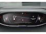 Peugeot 5008 1.2 PureTech GT | 131PK | 7-zits | Pano | Navigatie | Stoelverwarming | 360° camera Peugeot 5008 1.2 Puretech GT 131 PK met 1.2 viercilinder motor, panoramadak, 7-zits, stoelverwarming, 360° camera, navigatie, lichtmetalen velgen