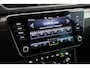 Skoda Superb Combi 1.4 TSI 218pk iV Business Edition Trekhaak Memory Stoelverwarming Virtual Cockpit Navigatie