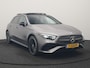 Mercedes-Benz A-klasse 250 e AMG Line PHEV 218pk FACELIFT Dealer O.H. | Panodak | Multi Beam LED | Camera | Alcantara Sportstoelen Verwarmd | Keyless | Sfeerverlichting | Apple Carplay | Cruise Control | Navigatie | DAB | 19"L.M | Plug In Hybrid