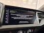 Audi A1 Sportback Pro Line 30TFSi 110pk | 18" Zwarte lichtmetalen velgen | Carplay | Donker getint glas | Cruise control |